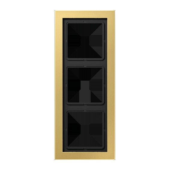 Рамка Jung LS Design Классик 3 поста MED2983C MED2983C  фото | Capital Power - инженерные системы